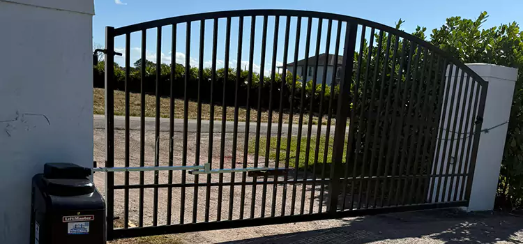 Driveway Fence Repair Riverbank