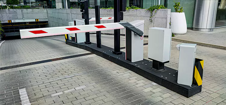 Custom Gate Design & Integration Riverbank